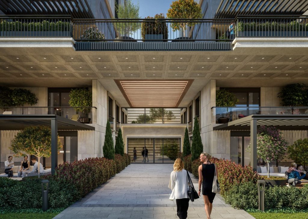 Зеленая зона с дорожками